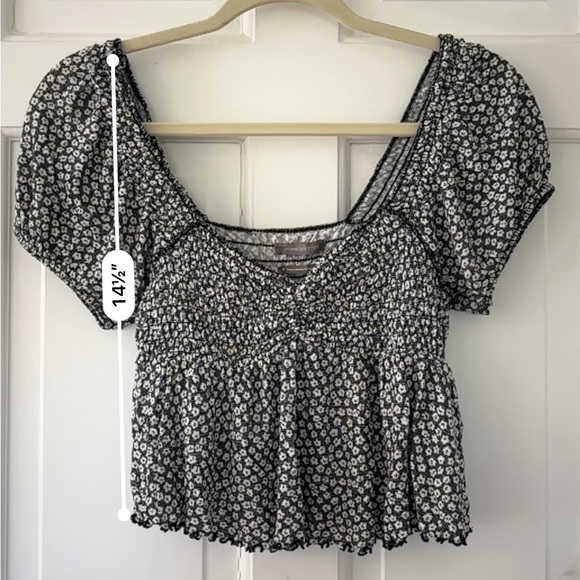 Urban Outfitters Floral Cropped Top | Black and White - Picture 3 of 3